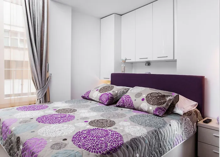Apartament L&l Split