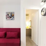 L&l 公寓 *