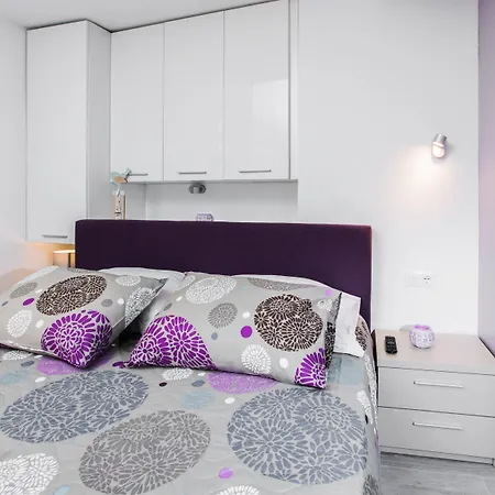 Apartament L&l Split